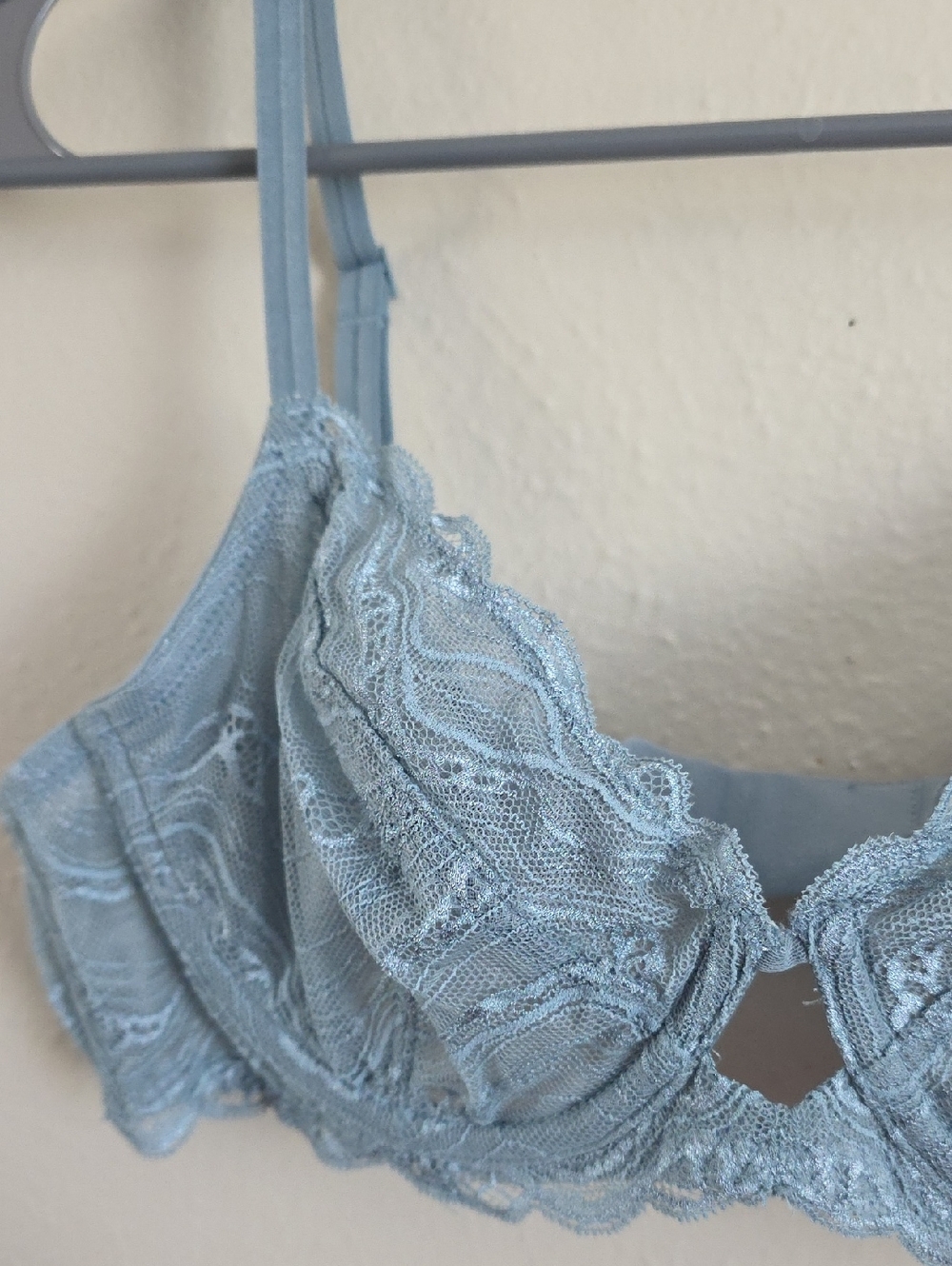 Calvin Klein Dusty Blue Lace Underwire Bra - Picture 2 of 4